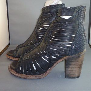Freebird Boots "Bela" Size 8, Black, Brand New, In Box